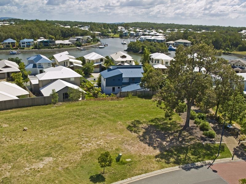 25 Village High Crescent, Coomera Waters QLD 4209