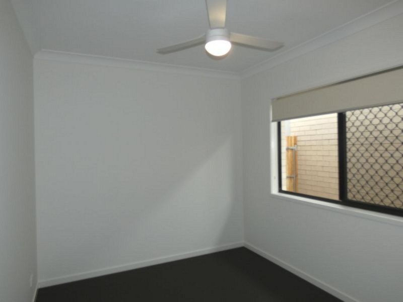 13 Oxford Street, Pimpama QLD 4209