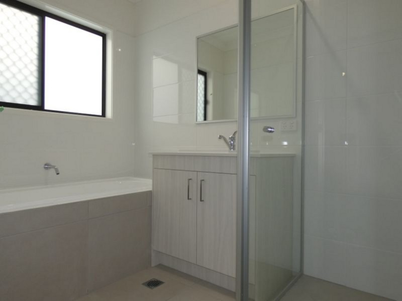 13 Oxford Street, Pimpama QLD 4209