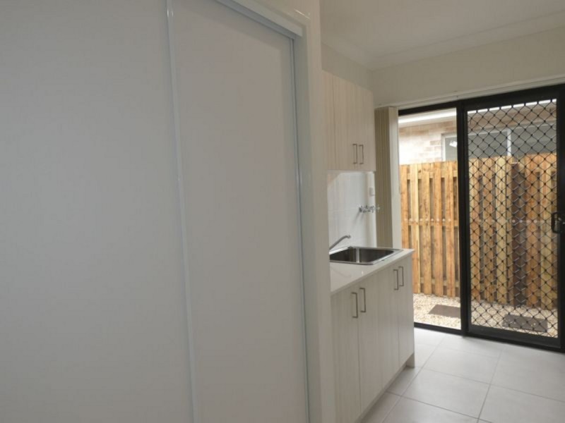 13 Oxford Street, Pimpama QLD 4209