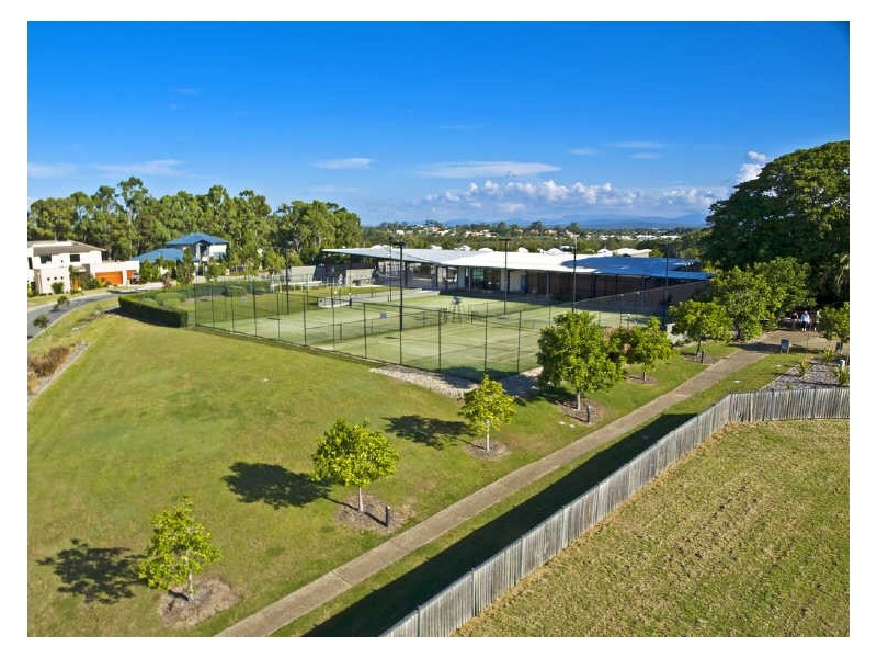 4 Village High Crescent, Coomera Waters QLD 4209