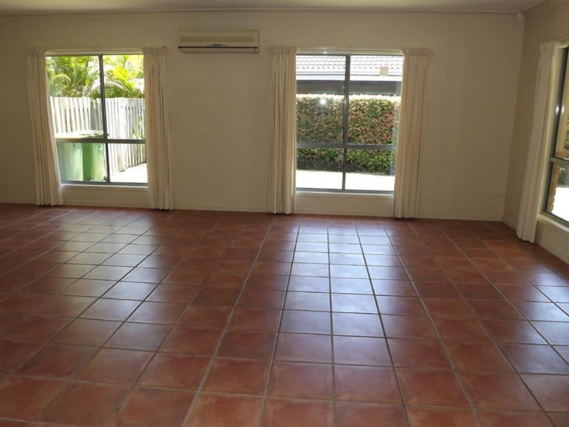 122 River Meadows Drive, Upper Coomera QLD 4209