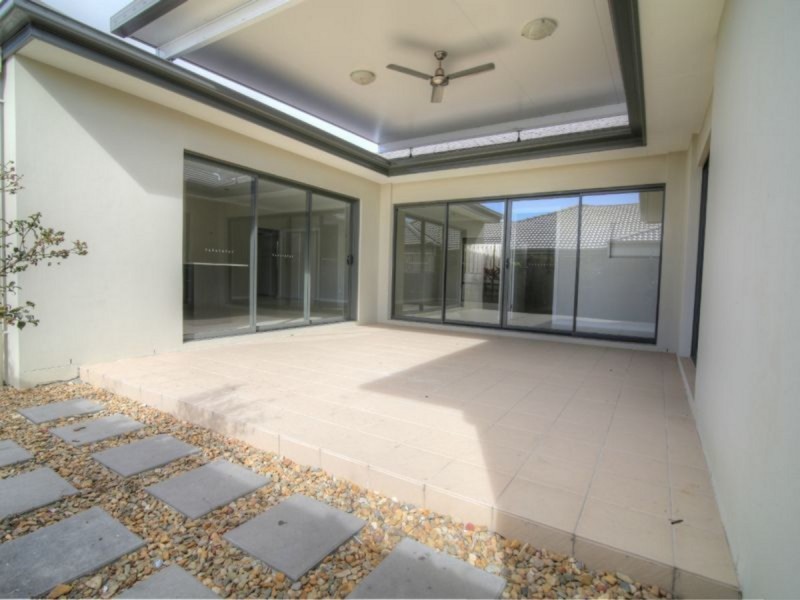 6 Elsey Court, Pimpama QLD 4209