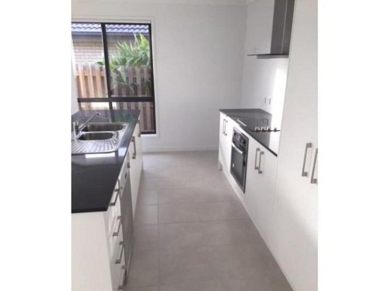 38 William Boulevard, Pimpama QLD 4209
