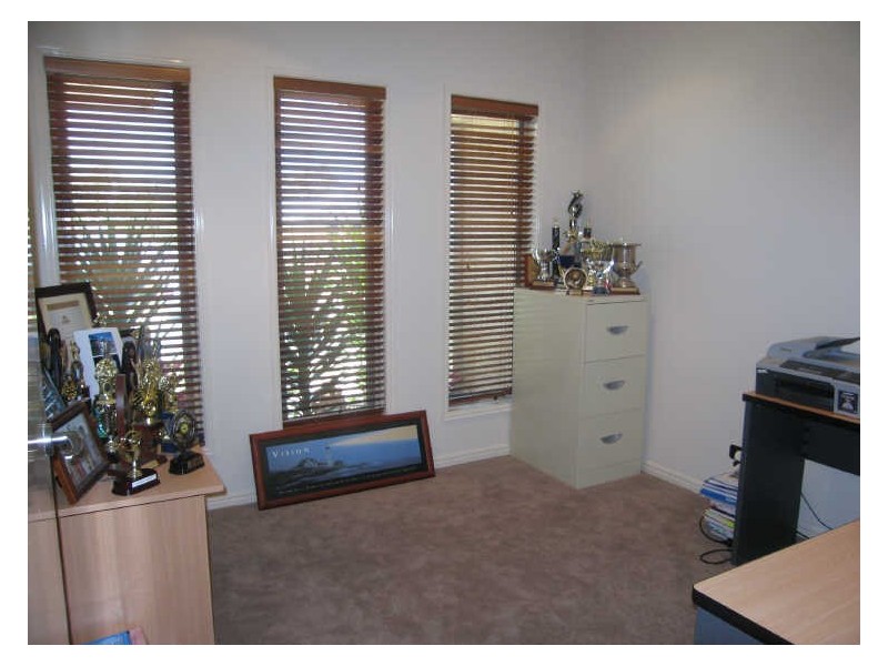 8 Pitt Street, Upper Coomera QLD 4209