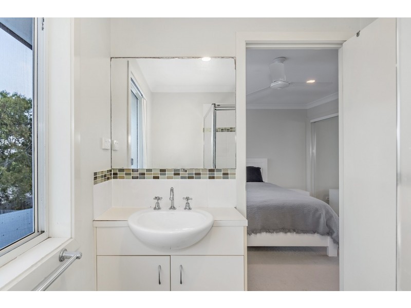 2/5 Bailer Street, Coomera QLD 4209