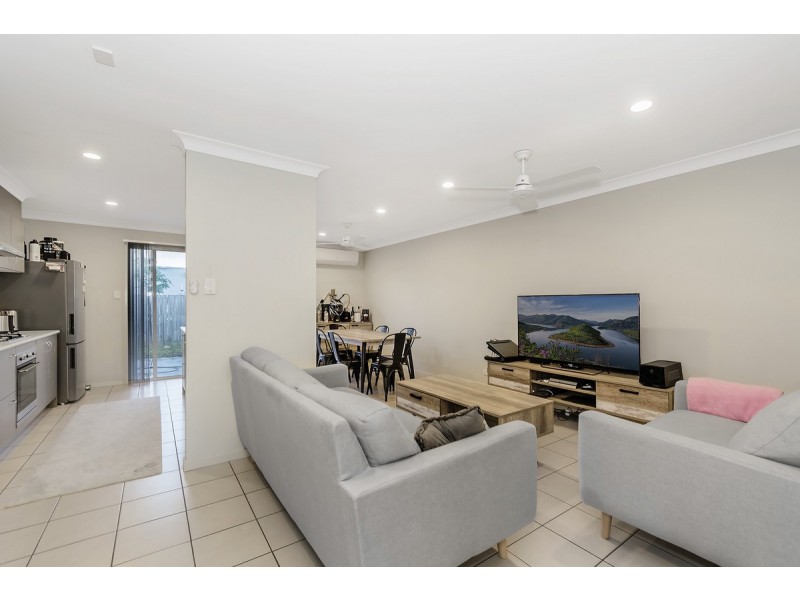 2/5 Bailer Street, Coomera QLD 4209