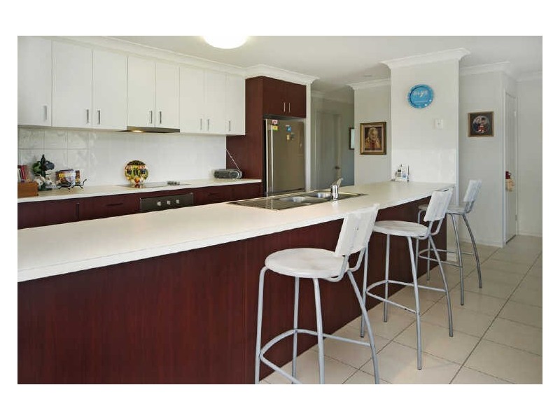 2 Crusade Court, Coomera Waters QLD 4209