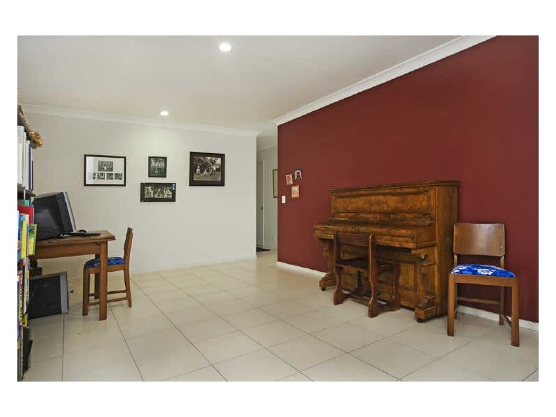 2 Crusade Court, Coomera Waters QLD 4209
