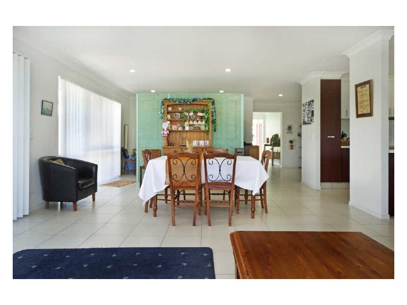 2 Crusade Court, Coomera Waters QLD 4209