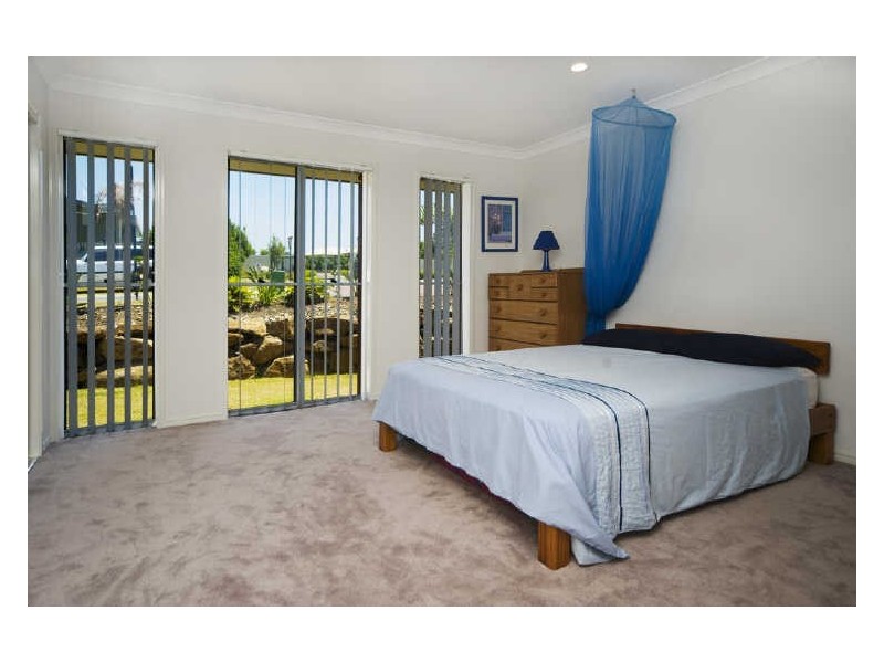 2 Crusade Court, Coomera Waters QLD 4209