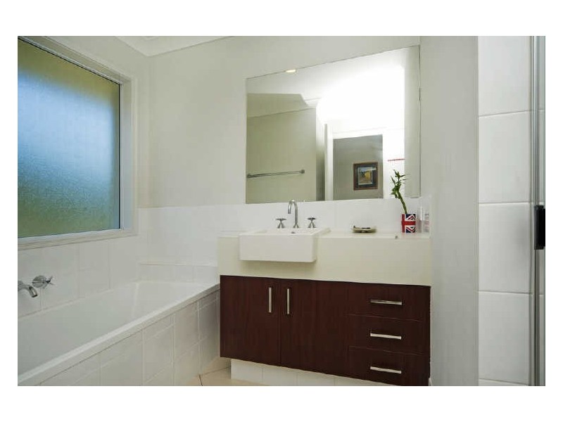 2 Crusade Court, Coomera Waters QLD 4209