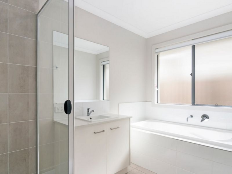 49 Moorinya Circuit, Pimpama QLD 4209