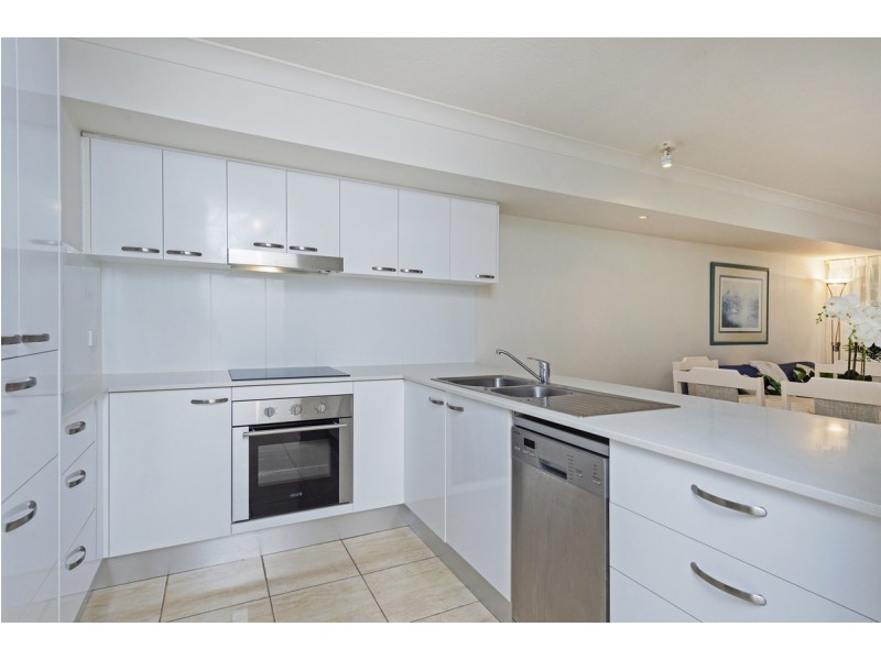 47/100 Morala Avenue, Runaway Bay QLD 4216