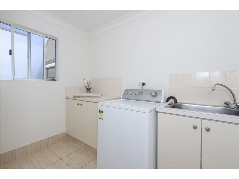 47/100 Morala Avenue, Runaway Bay QLD 4216