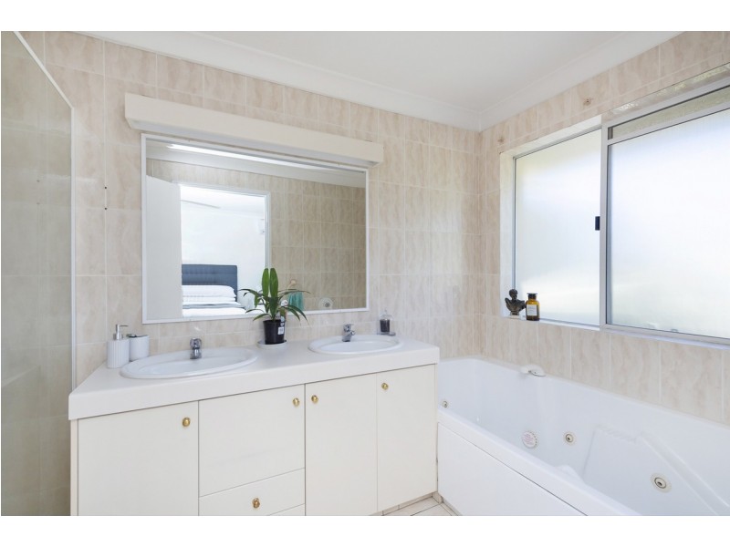 47/100 Morala Avenue, Runaway Bay QLD 4216