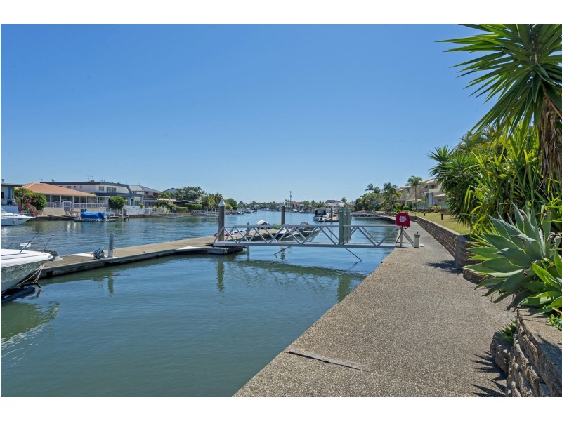 47/100 Morala Avenue, Runaway Bay QLD 4216