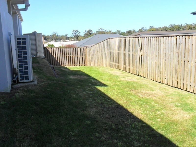5 Scenic Circuit, Coomera QLD 4209