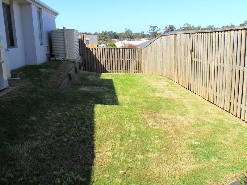 5 Scenic Circuit, Coomera QLD 4209