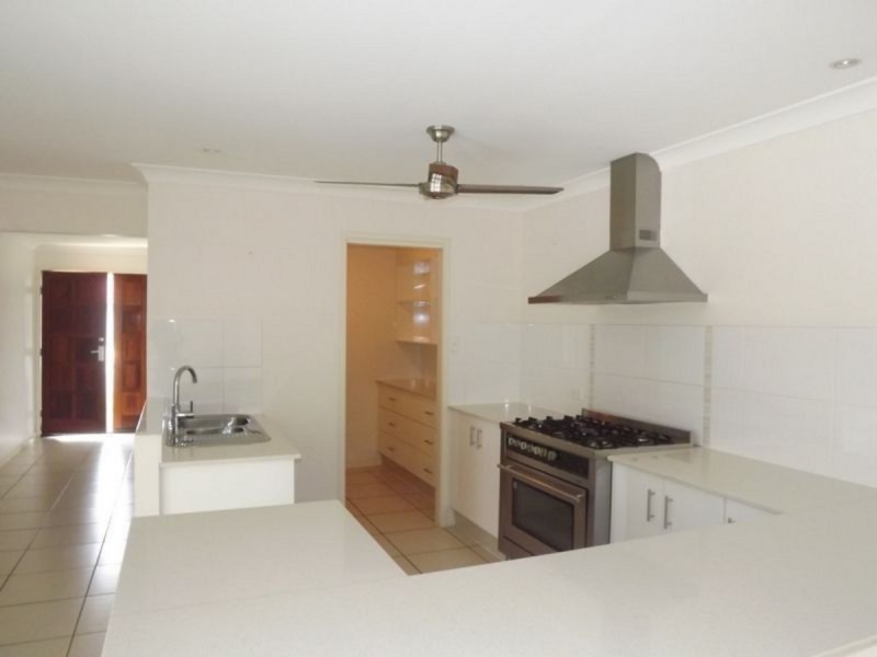 6 Runway Drive, Upper Coomera QLD 4209