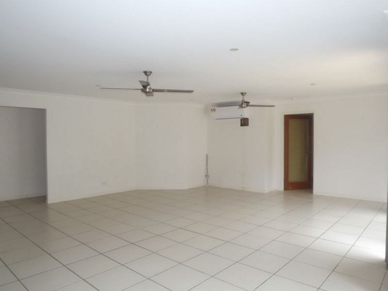 6 Runway Drive, Upper Coomera QLD 4209