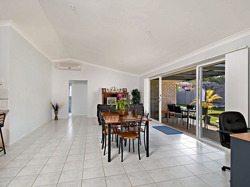 17 Ferncliffe Street, Upper Coomera QLD 4209