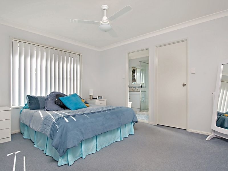 17 Ferncliffe Street, Upper Coomera QLD 4209