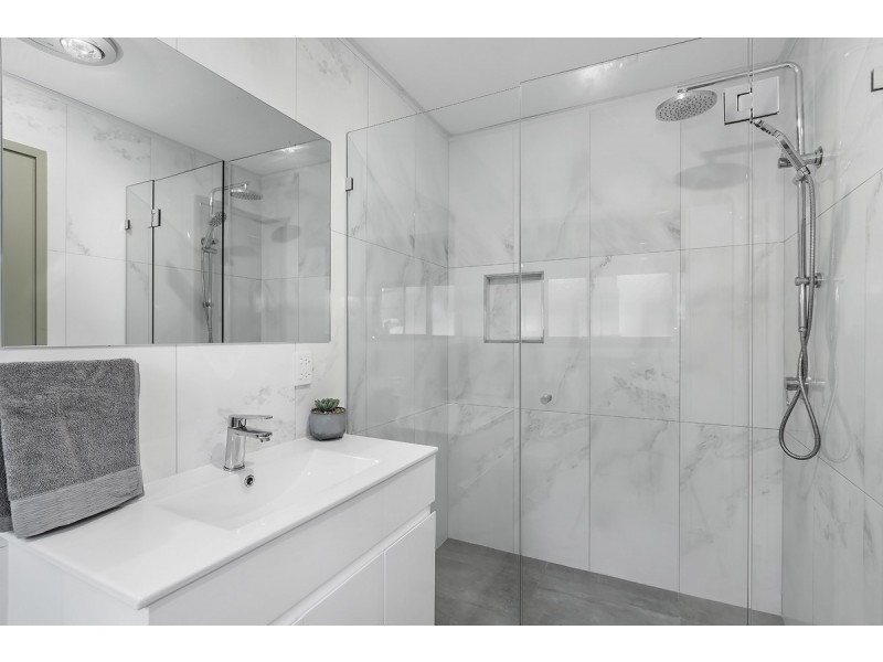 2 College Close, Upper Coomera QLD 4209