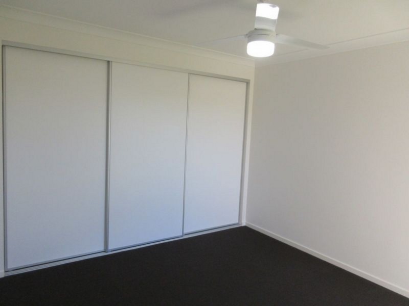 1/58 Milbrook Crescent, Pimpama QLD 4209