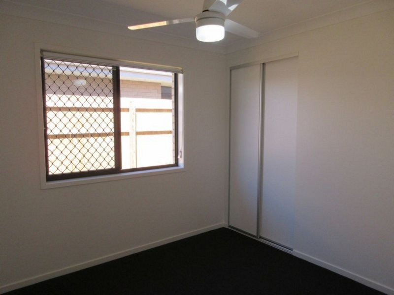 1/58 Milbrook Crescent, Pimpama QLD 4209