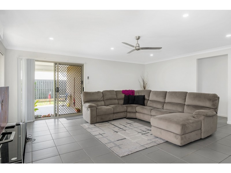 27 Gemini Circuit, Coomera QLD 4209