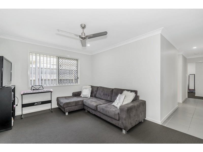 27 Gemini Circuit, Coomera QLD 4209