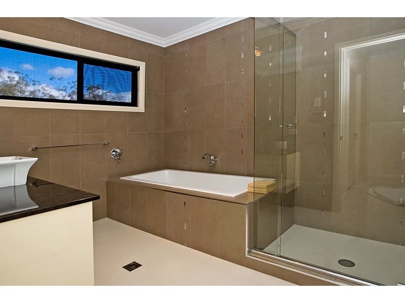 9 Veninde Lane, Coomera Waters QLD 4209