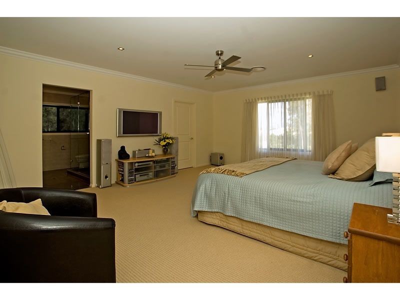 9 Veninde Lane, Coomera Waters QLD 4209