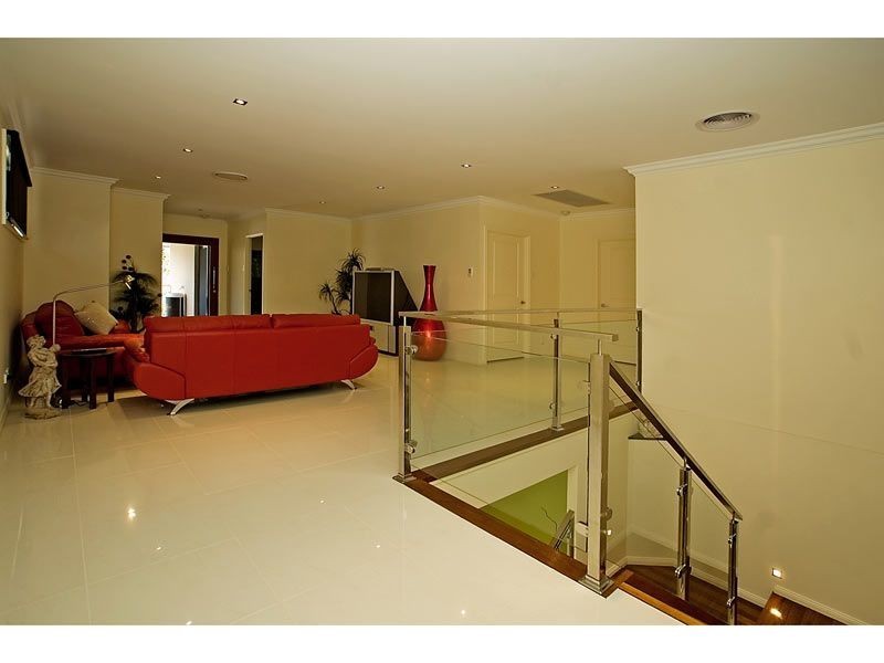 9 Veninde Lane, Coomera Waters QLD 4209