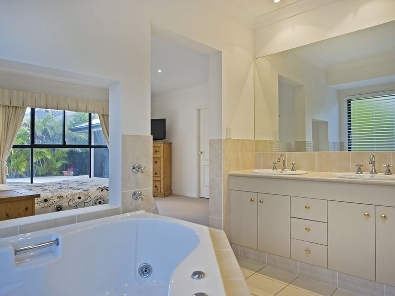 16 Zeus Circuit, Coomera Waters QLD 4209