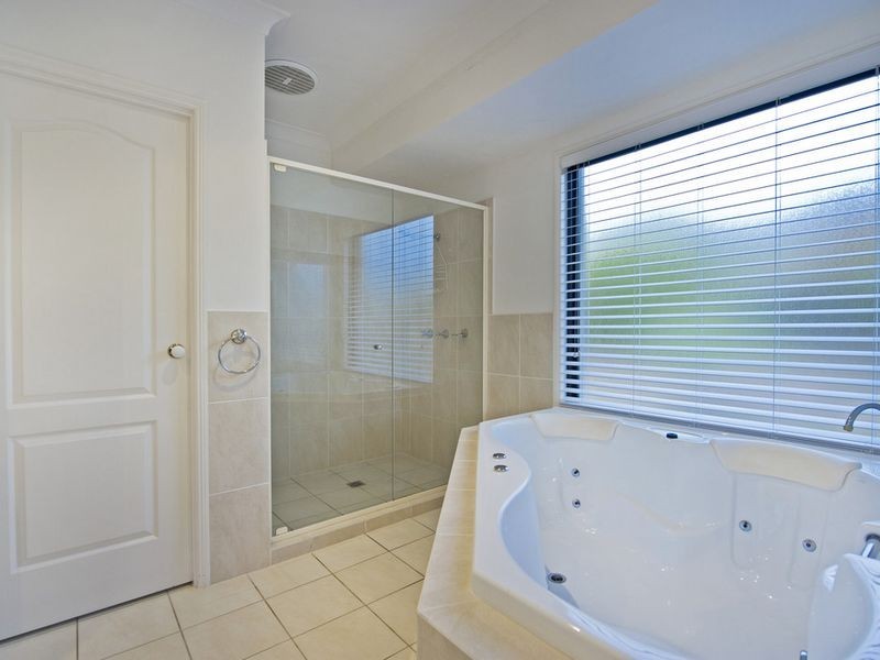 16 Zeus Circuit, Coomera Waters QLD 4209