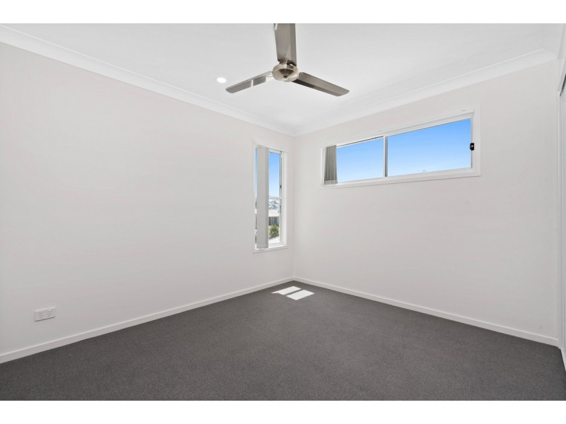 1/34 Woodrose Circuit, Pimpama QLD 4209