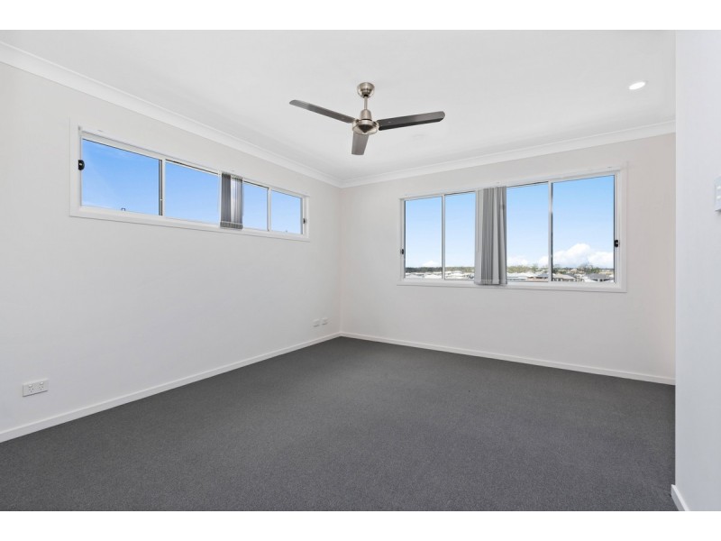 1/34 Woodrose Circuit, Pimpama QLD 4209