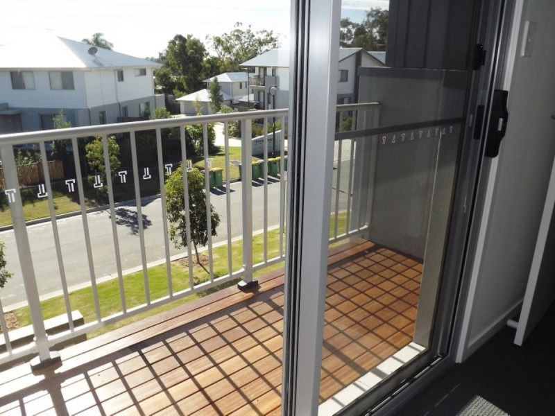 1/4 Rhiana Street, Pimpama QLD 4209