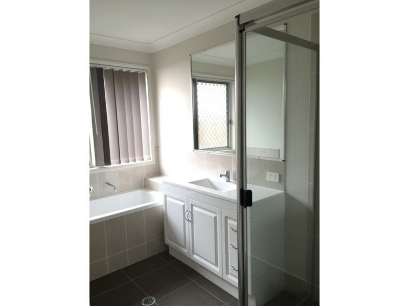 18 Pisces Court, Coomera QLD 4209