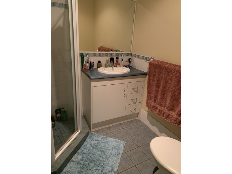 2/2 Firecrest Close, Upper Coomera QLD 4209