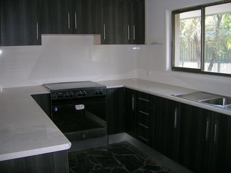 1 Calder Crescent, Helensvale QLD 4212