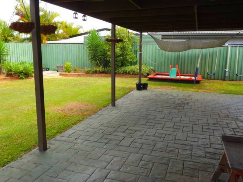 8 River Heights Road, Upper Coomera QLD 4209