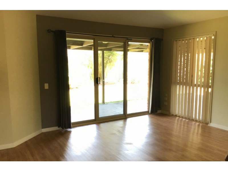 8 River Heights Road, Upper Coomera QLD 4209