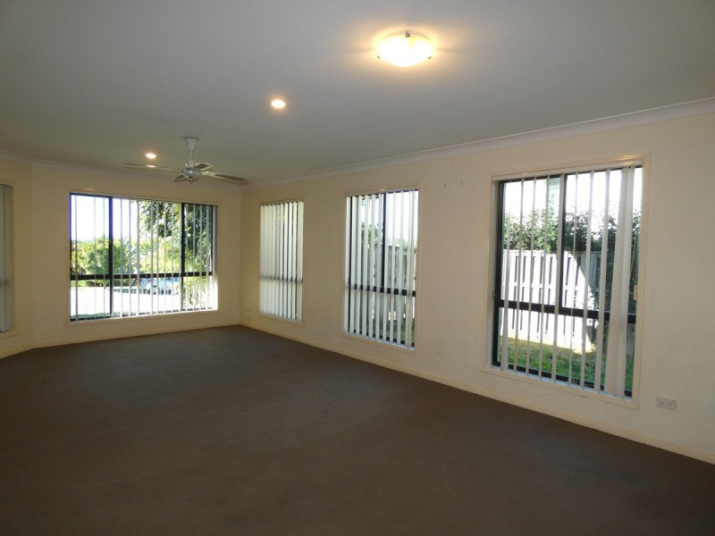 93 Billinghurst Crescent, Upper Coomera QLD 4209