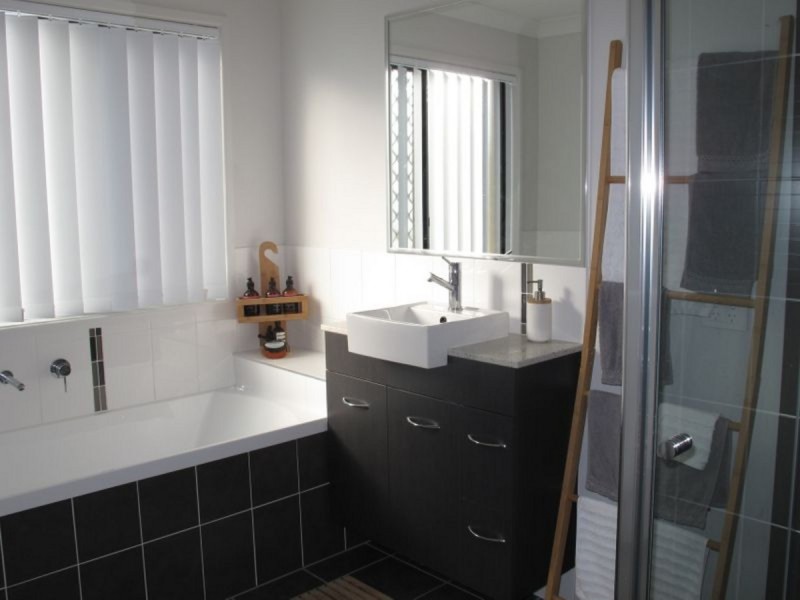 3 Dorretti Circuit, Upper Coomera QLD 4209