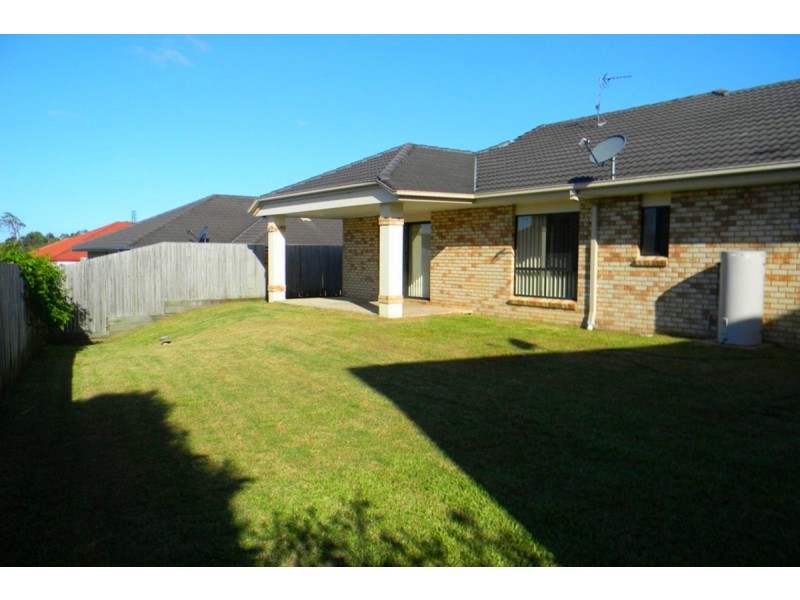 11 Rosefinch Street, Upper Coomera QLD 4209