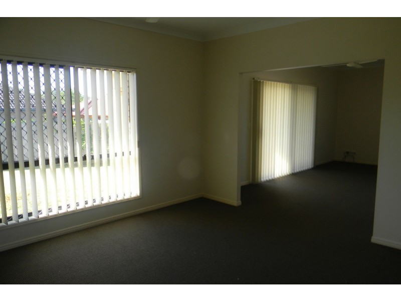 11 Rosefinch Street, Upper Coomera QLD 4209