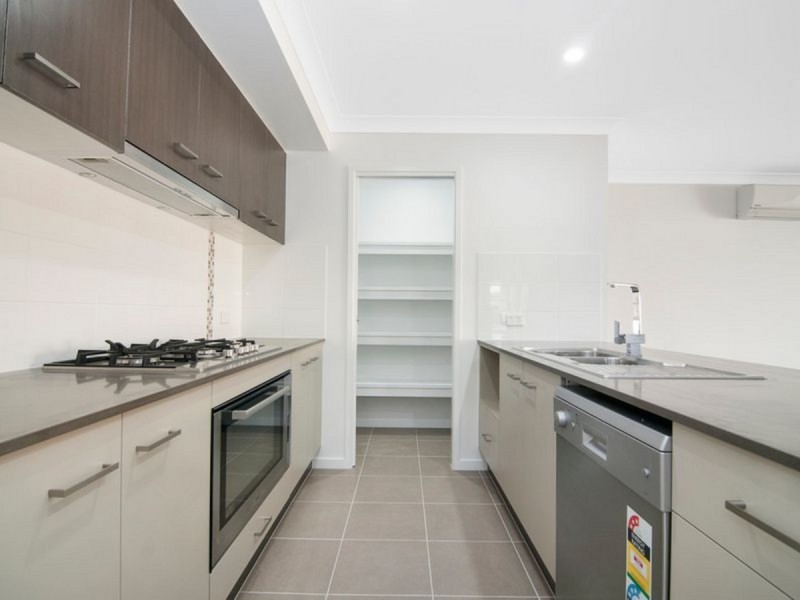 2 Cress Court, Pimpama QLD 4209